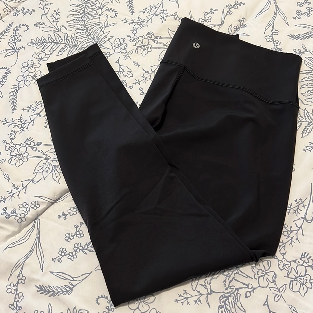 Lululemon Wunder Under Luxtreme Leggings 28”